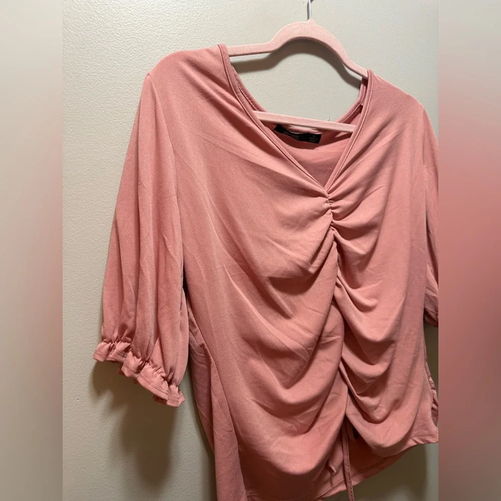 Pink Ruched Top - Picture 2 of 4